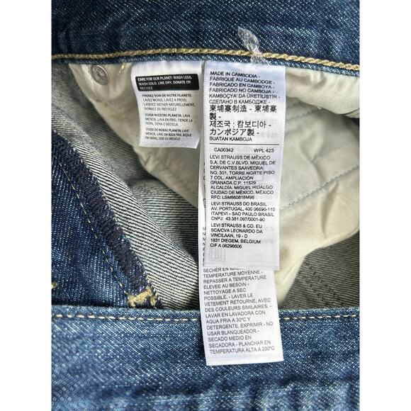 Levi's Women's Low Pro Straight Leg Mid Rise Zip Fly Jeans Denim Size 30 Blue - Picture 6 of 9